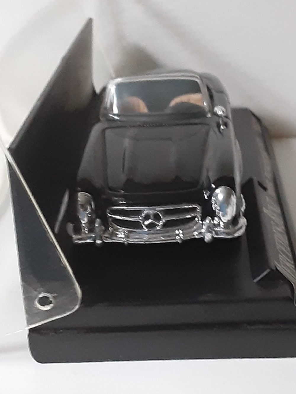Mercedes-Benz 300 SL Roadster (1957) Diecast Vintage No Need to Get Gas